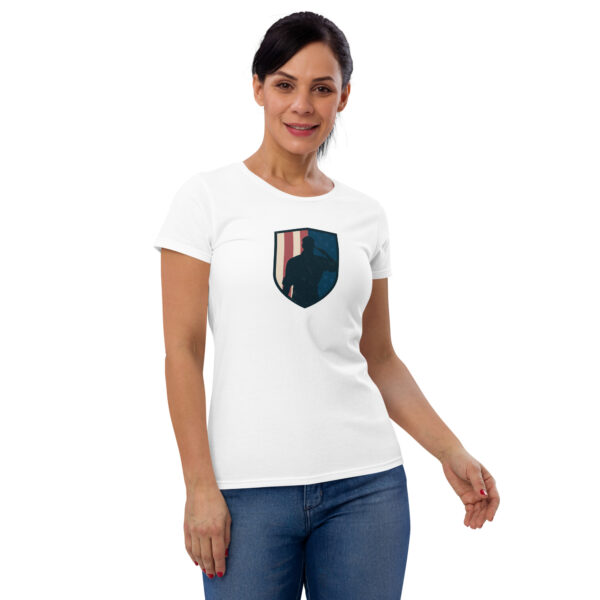 Saluting Soldier Flag T-Shirt - Image 2